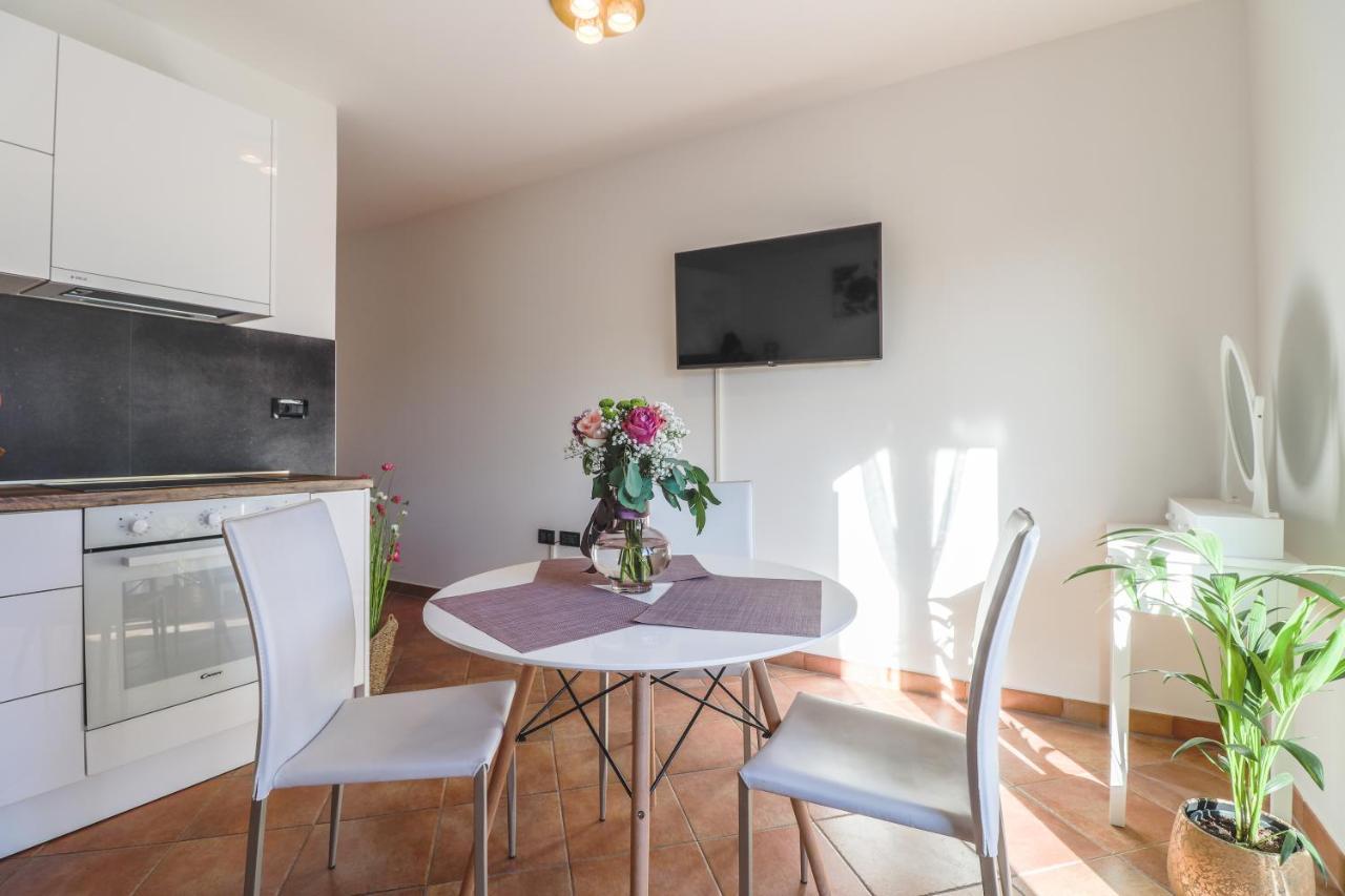 Premium Cocaletto Apartment Ровінь Екстер'єр фото